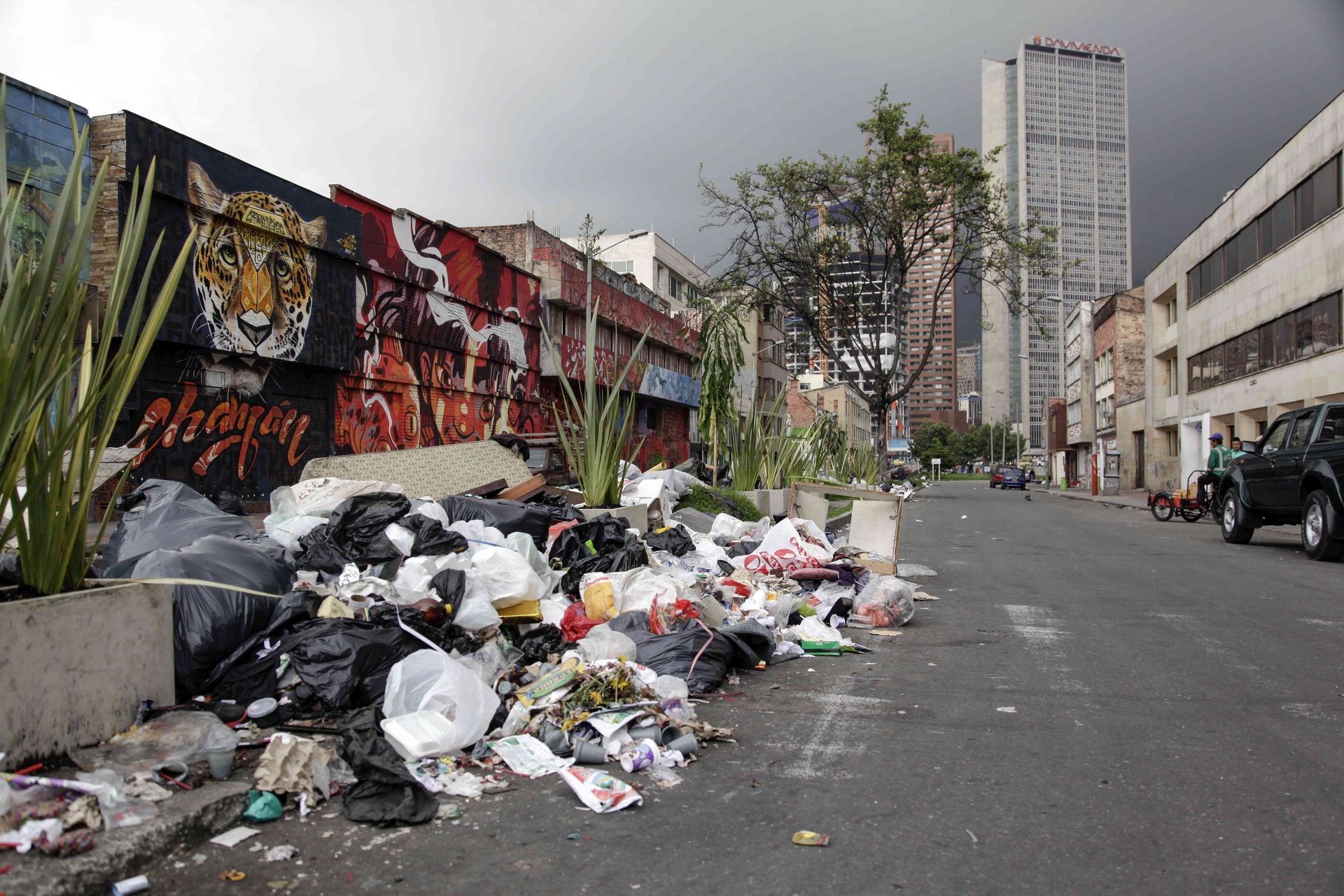 Imagen noticia Concejo pide solución por basuras en Bogotá