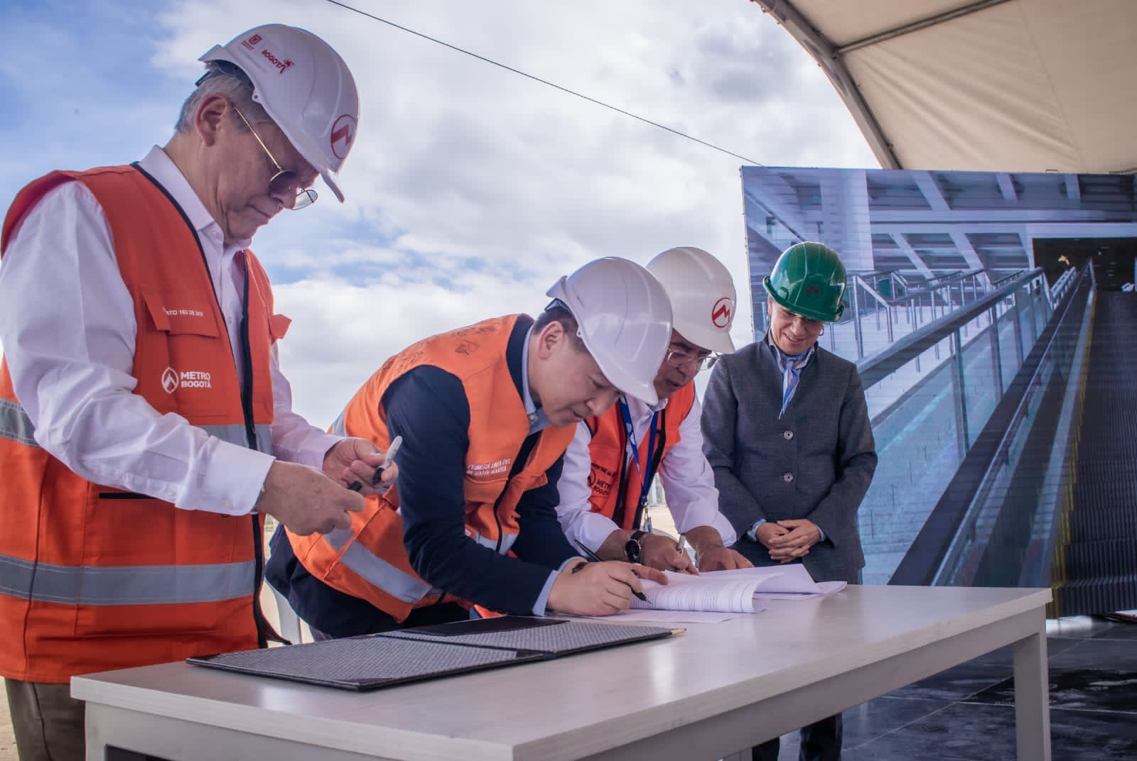 Imagen noticia En marcha la construcción de la Primera Línea del Metro de Bogotá 