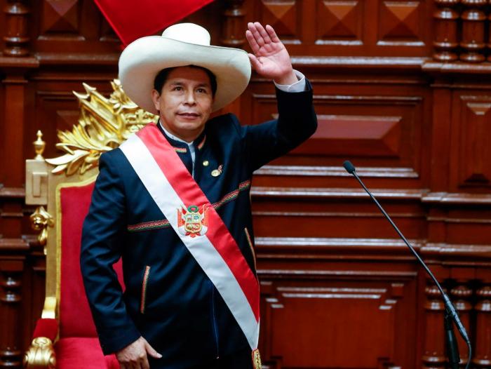 Imagen noticia Presidente de Perú anuncia el cierre de Congreso