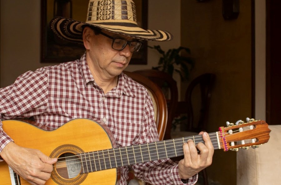 Imagen noticia Jorge Quiñones presenta su nuevo trabajo musical: ‘Sigo cantando’