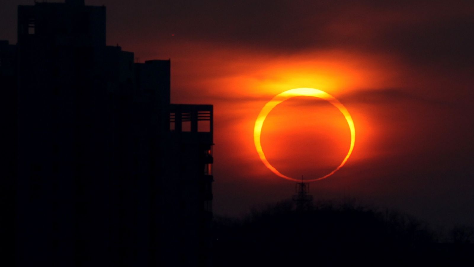 Imagen noticia La Universidad Distrital lo invita a observar el eclipse anular