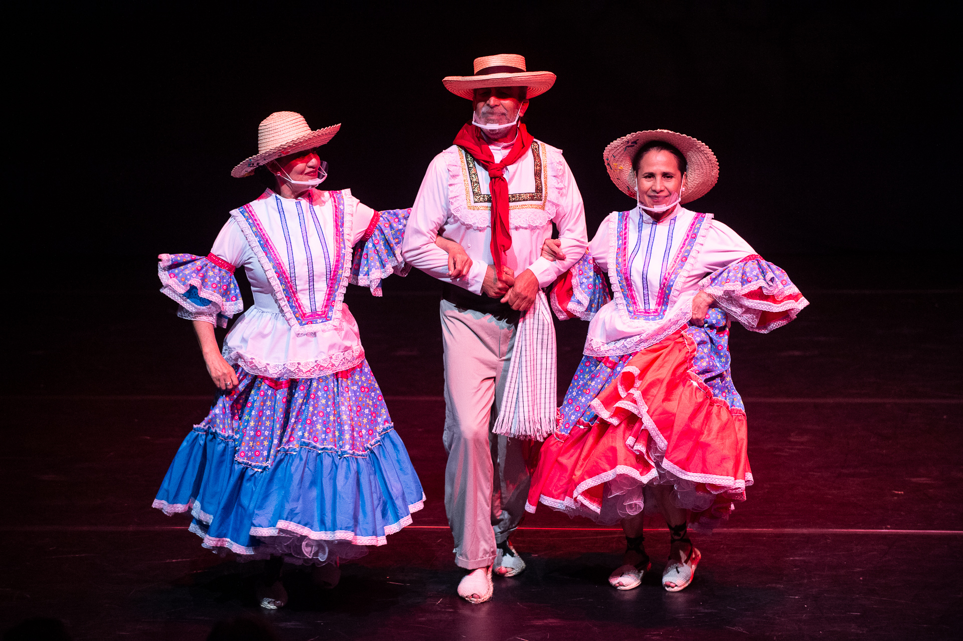 Imagen noticia ¡No hay edad para el arte! Más de 100 artistas adultos mayores le bailan a Bogotá