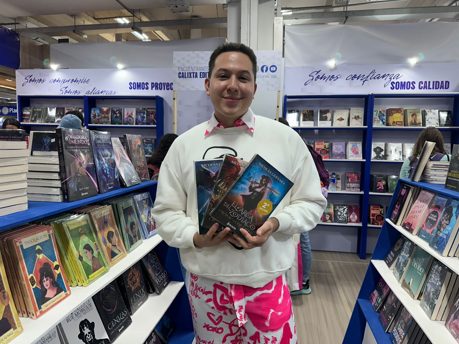 Imagen noticia Nicolás Guevara y sus libros: 'El Arca del Zodiaco'