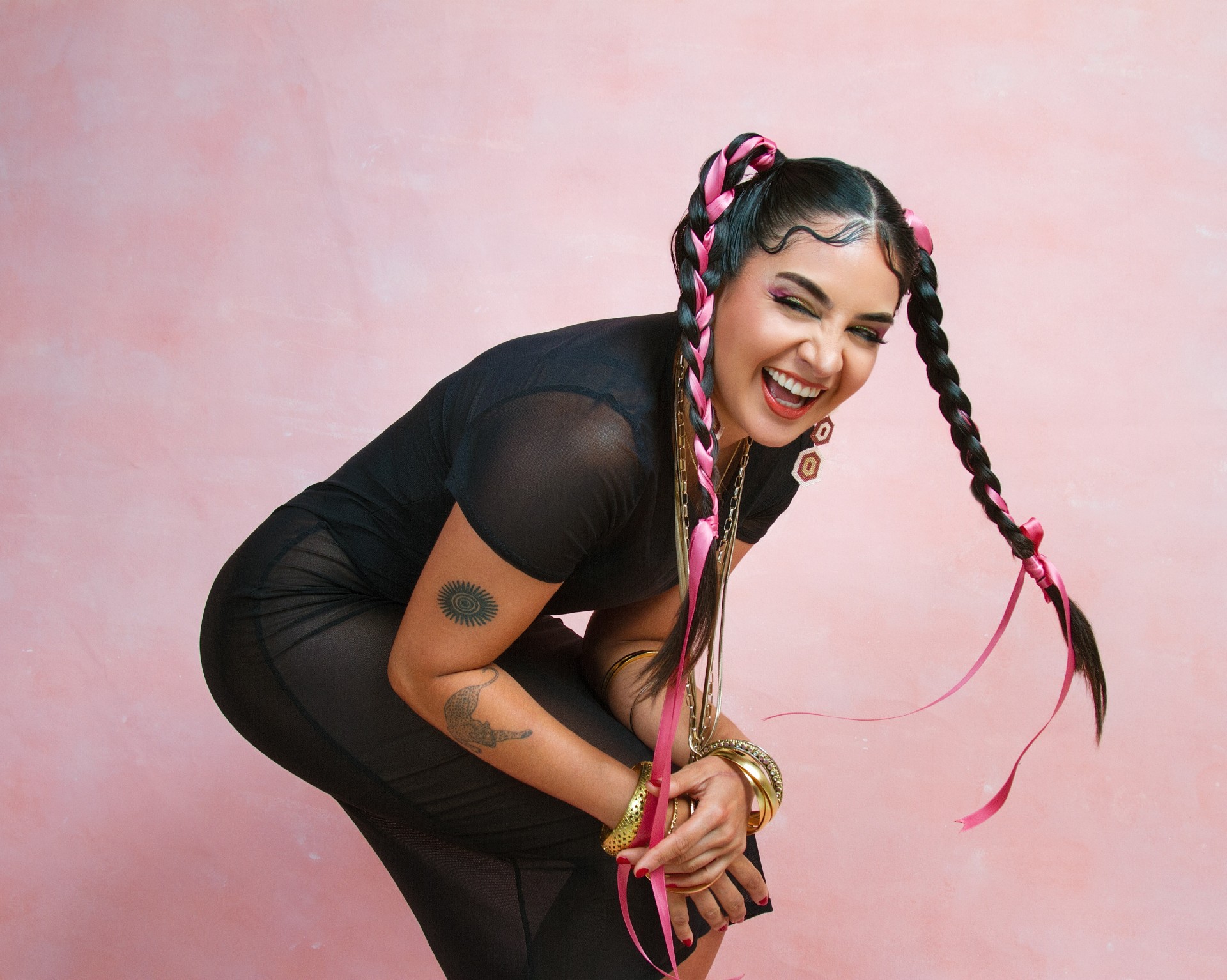 Imagen noticia De Antioquia pal mundo: El gran debut de Mila Days en su primer álbum