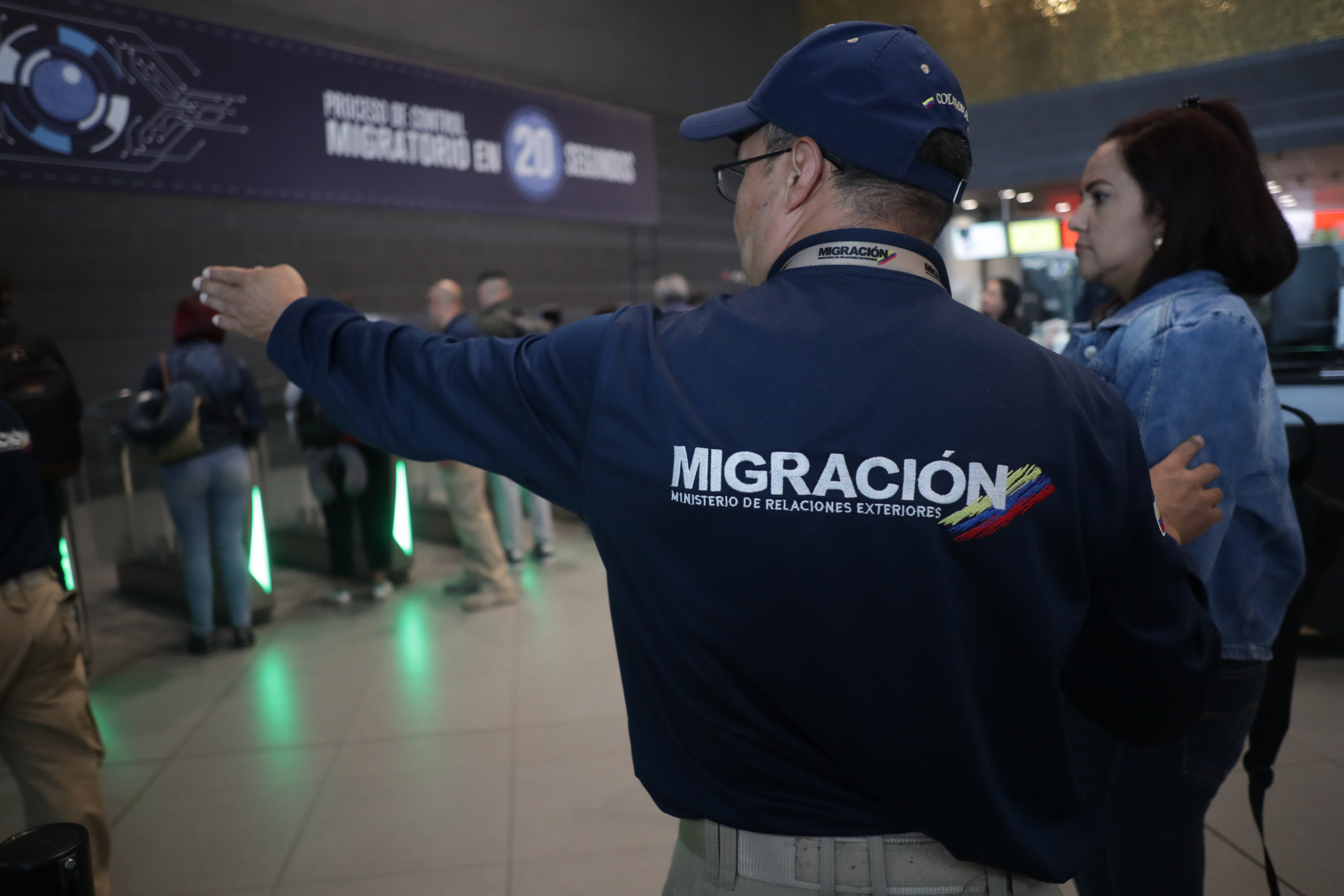 Imagen noticia Migración refuerza controles con herramientas digitales 
