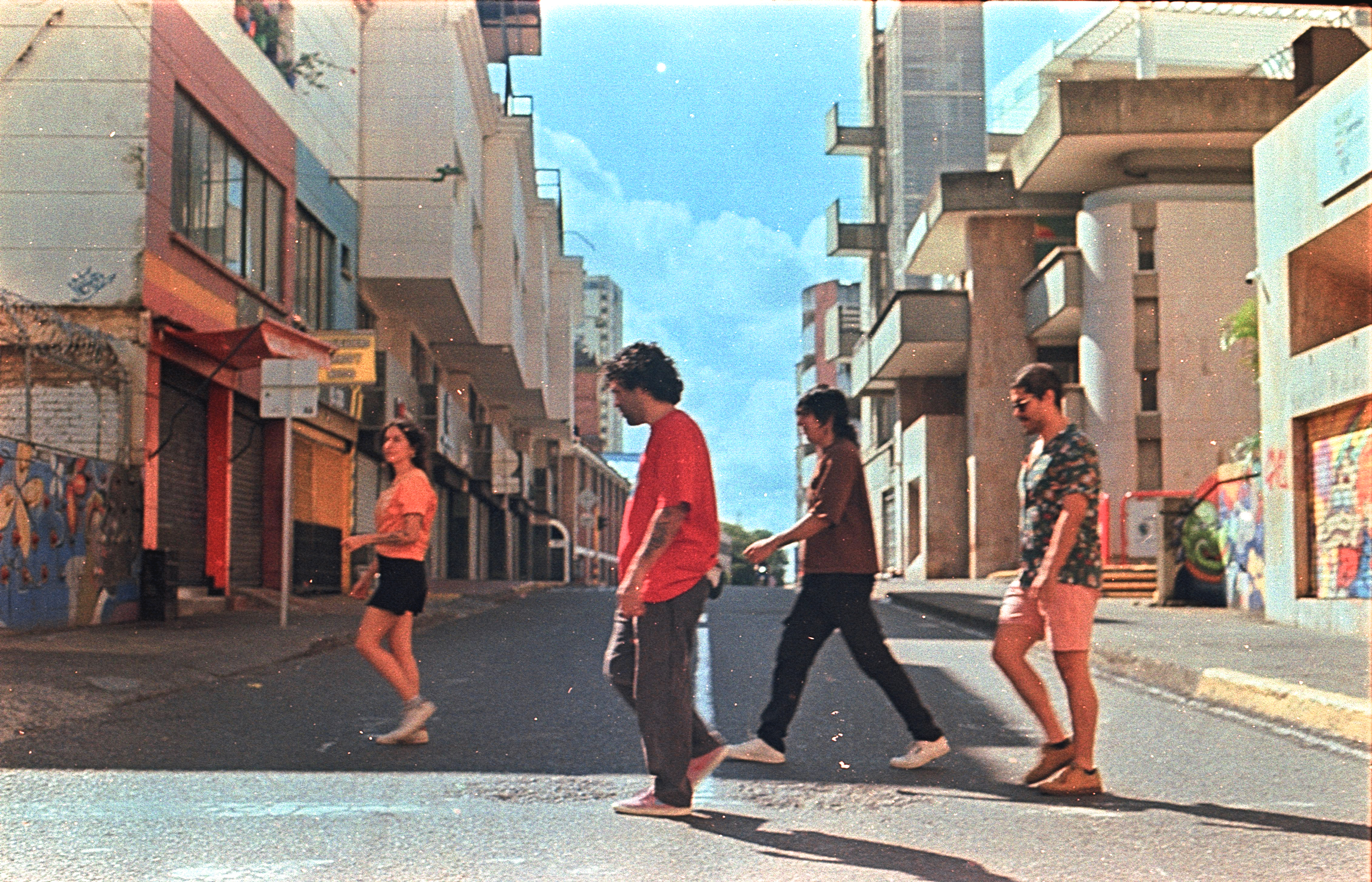 Imagen noticia Últimos Nietos enfrenta la monotonía cotidiana en ‘Otro Día Más’