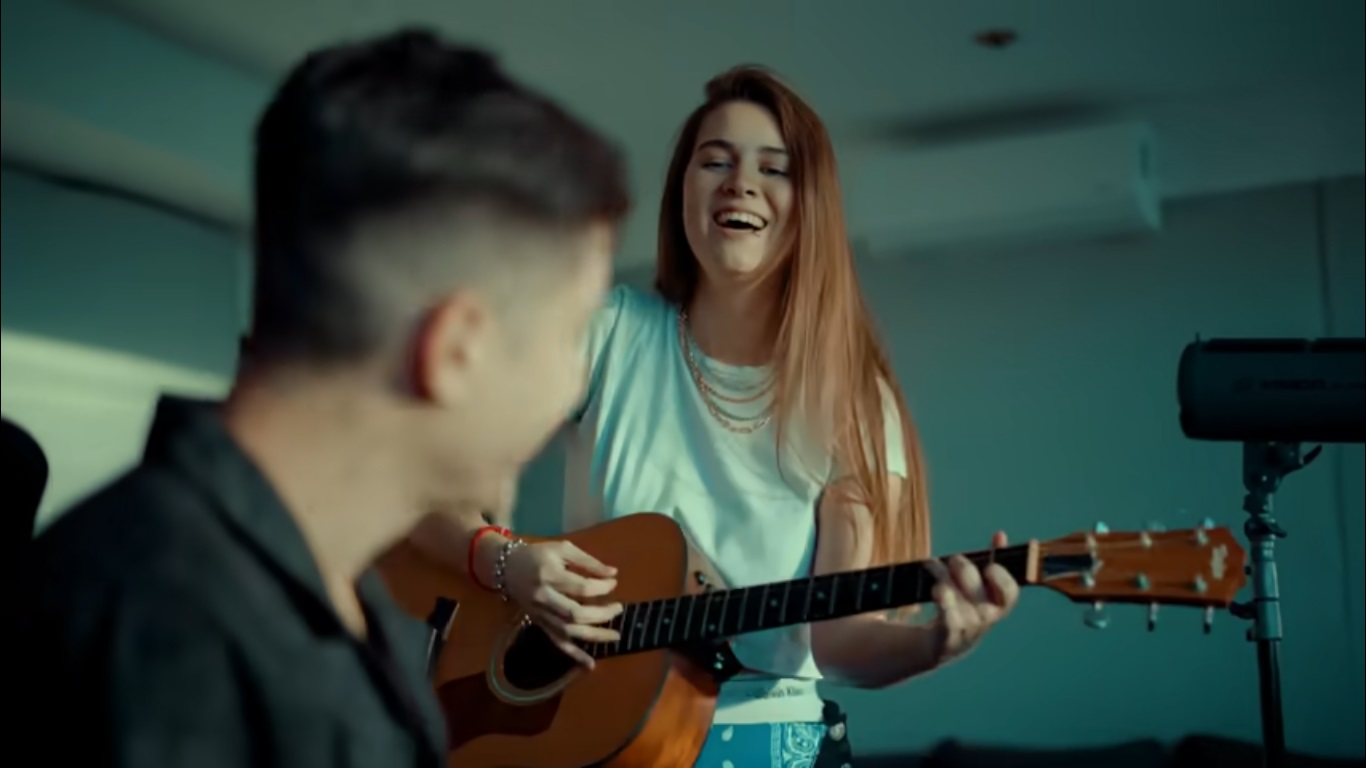 Imagen noticia Blue explora la dualidad emocional en ‘Ven y dime’