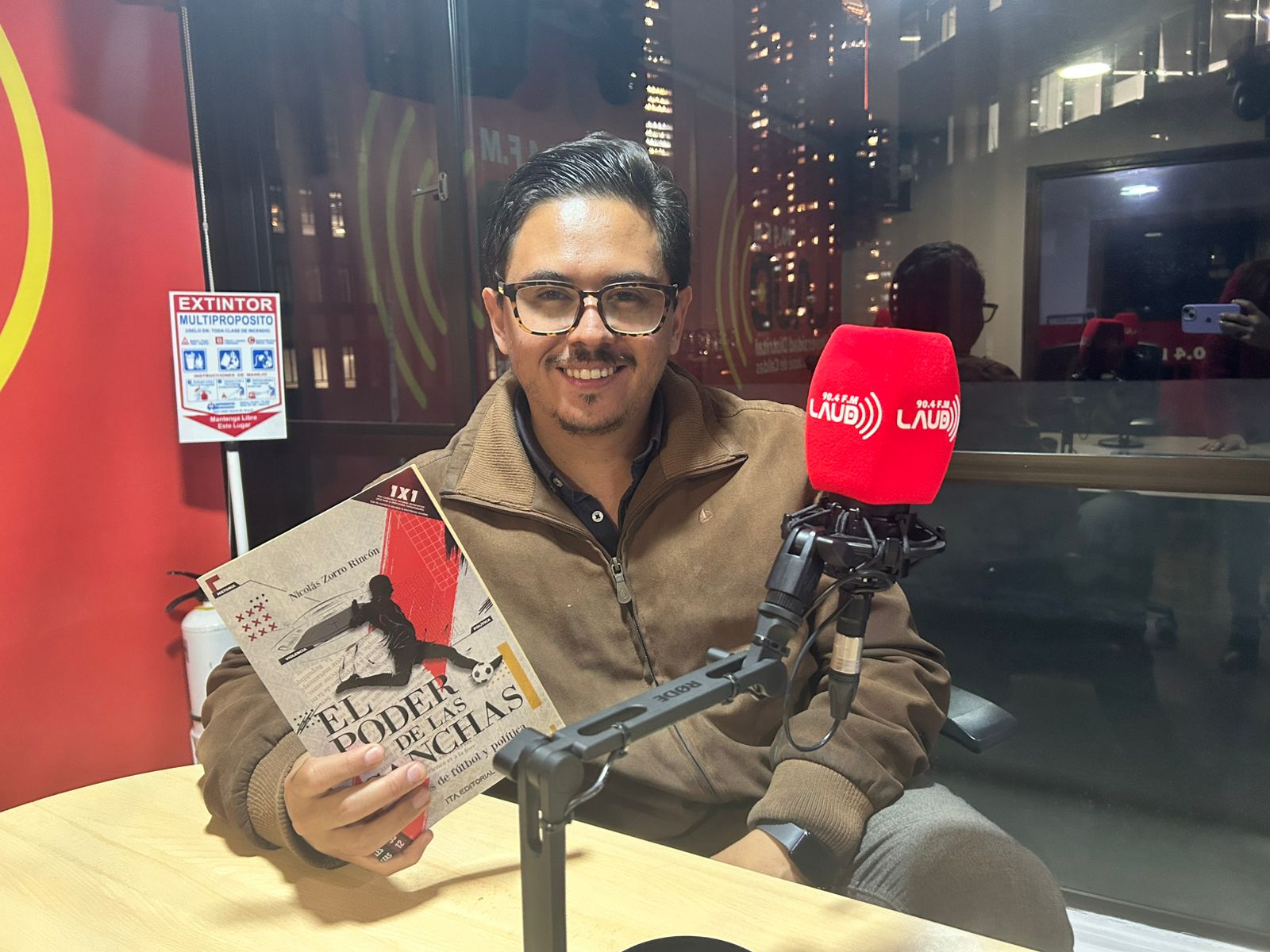 Imagen noticia Fútbol, poder y política: El juego fuera de la cancha