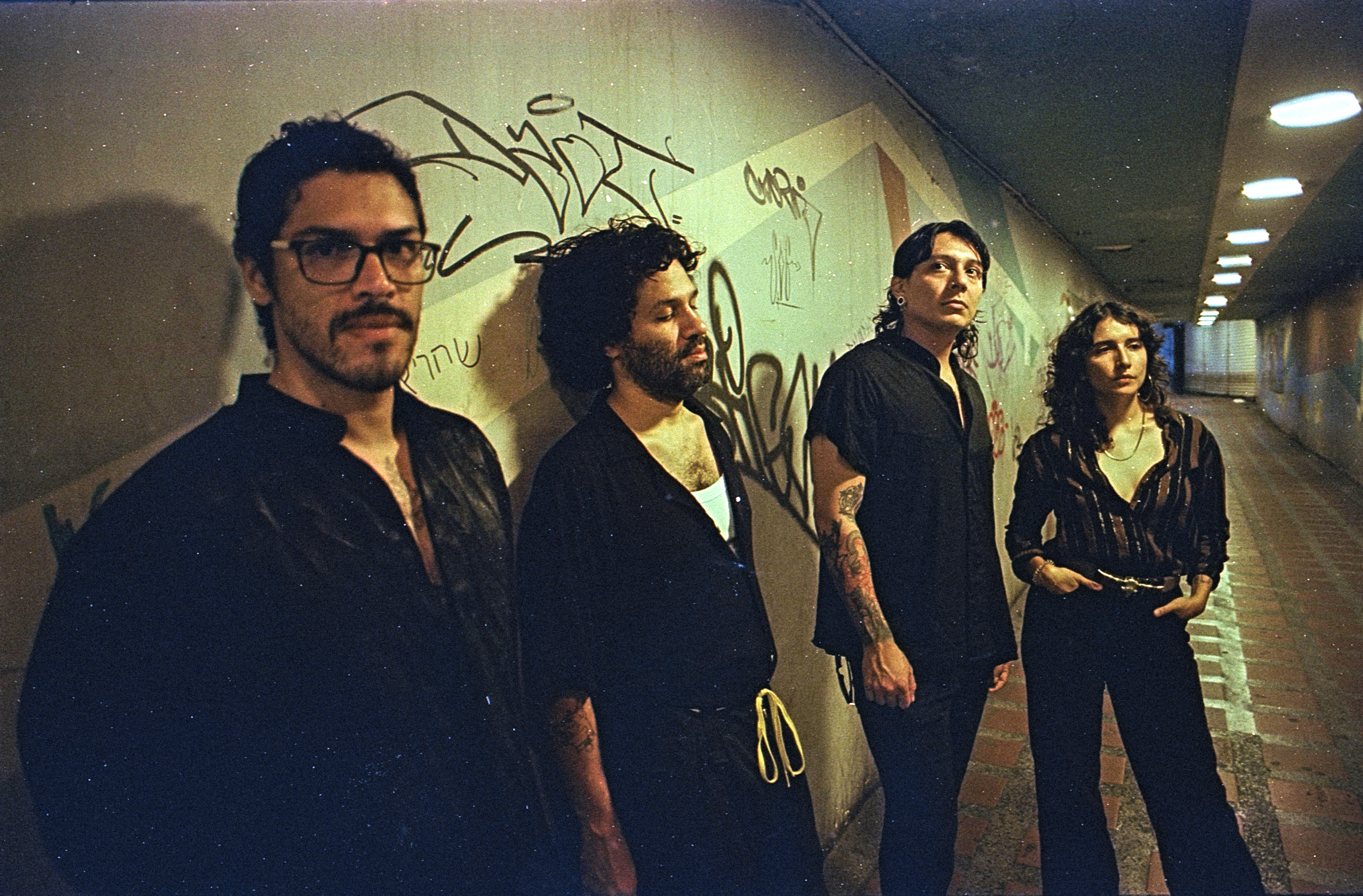 Imagen noticia Con 'De nuevo al final' Últimos Nietos continúa dando pistas de su nuevo EP