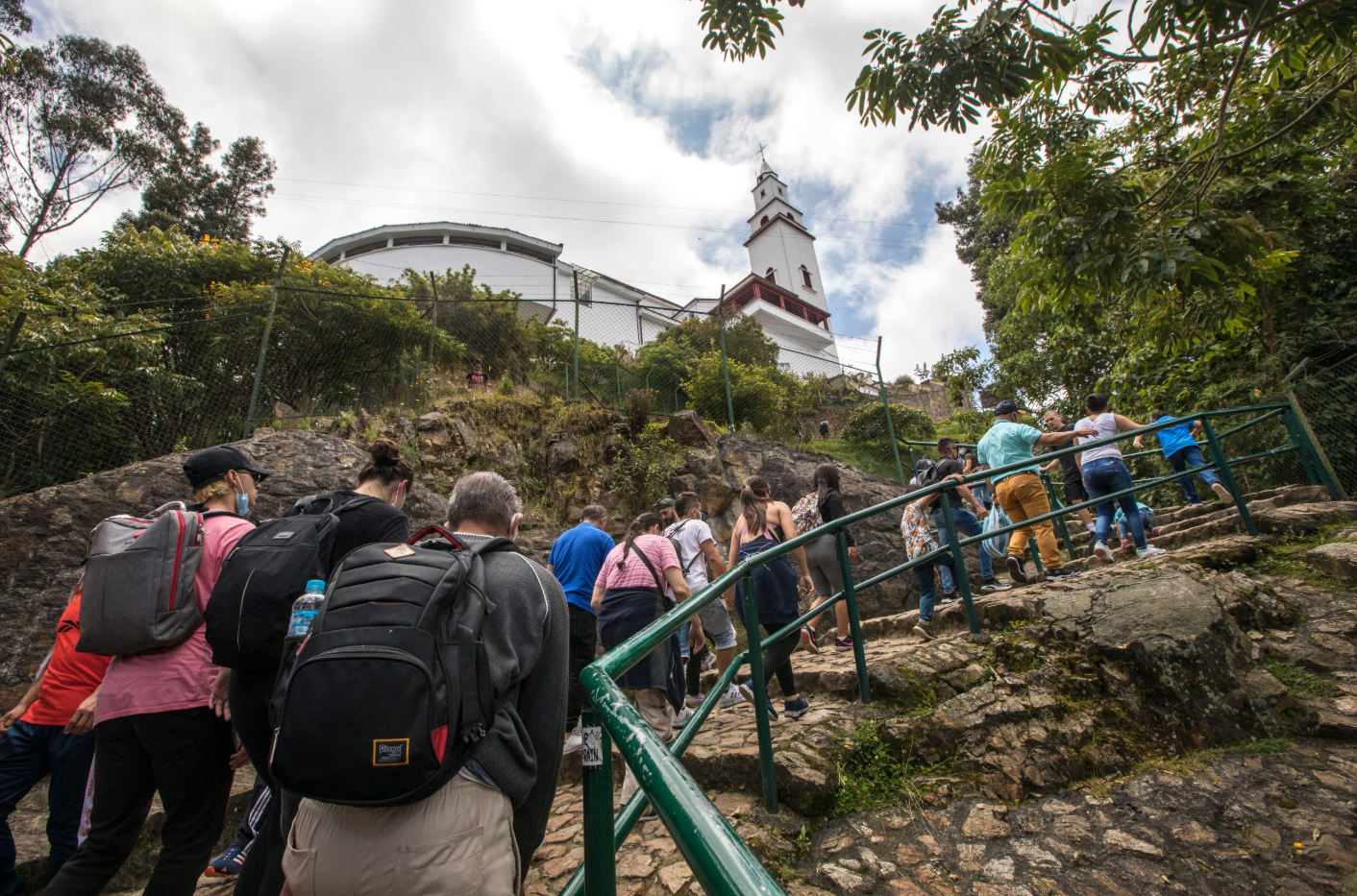 Imagen noticia Monserrate se prepara para recibir a miles de visitantes en Semana Santa