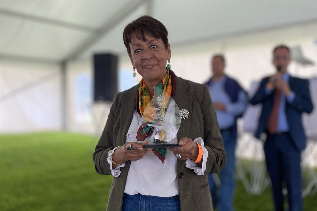 Imagen noticia Feliz Día Universidad Distrital celebró el ‘Día del Docente’ homenajeando a su profesorado