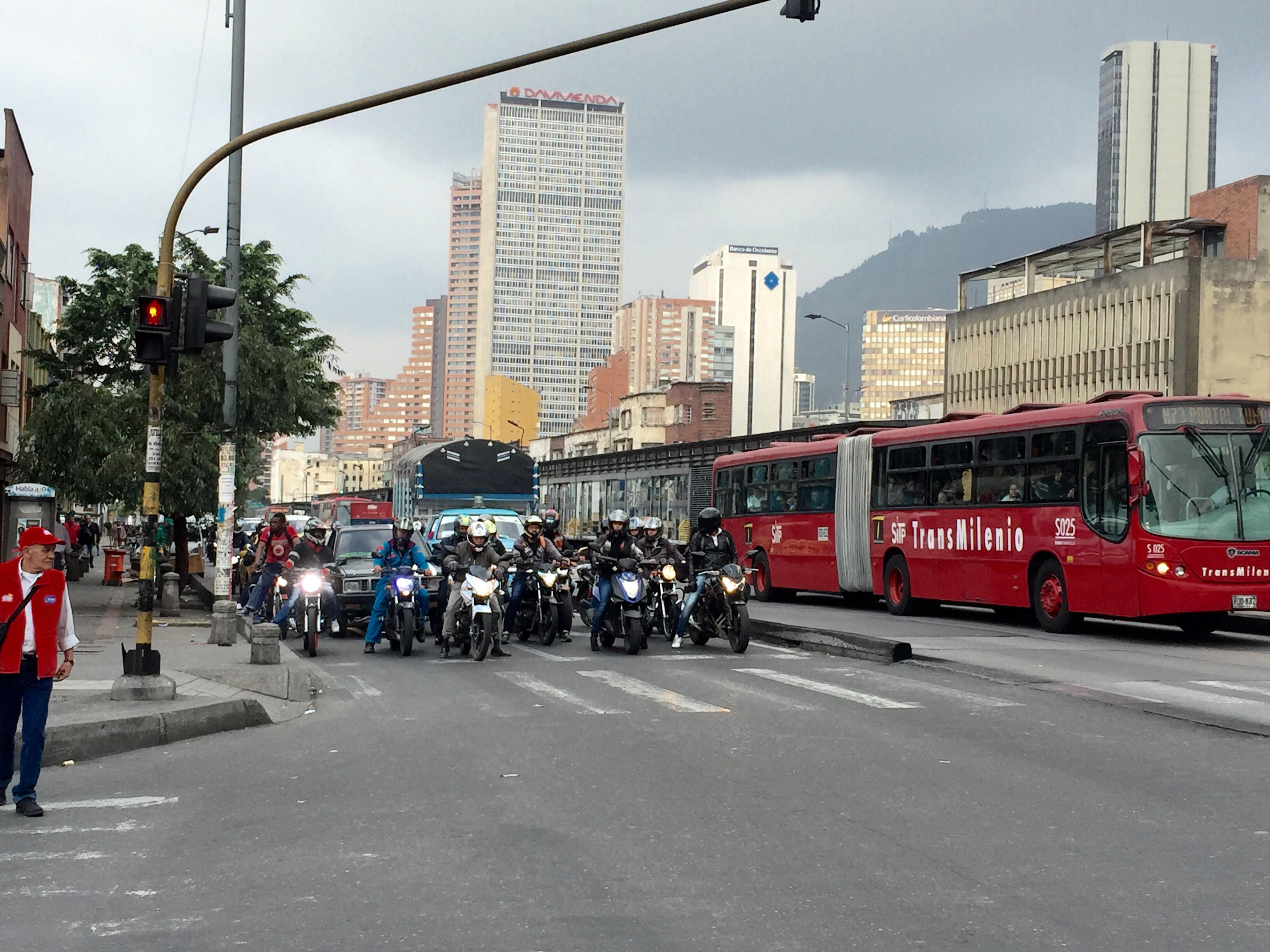 Imagen noticia ‘Con los pies en la tierra’, la nueva estrategia de Bogotá en seguridad vial