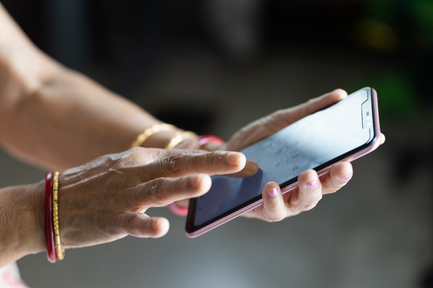 Imagen noticia El costo de reconexión de internet y telefonía se reducirá hasta en un 97 %