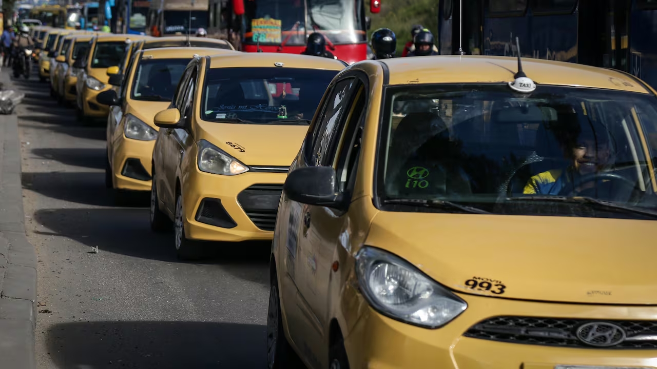 Imagen noticia Nuevas medidas de MinTransporte para modernizar el servicio de taxis