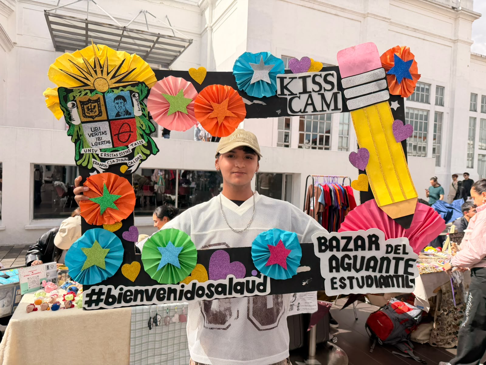 Imagen noticia El ‘Bazar del Aguante’ impulsa el talento emprendedor en la Universidad Distrital