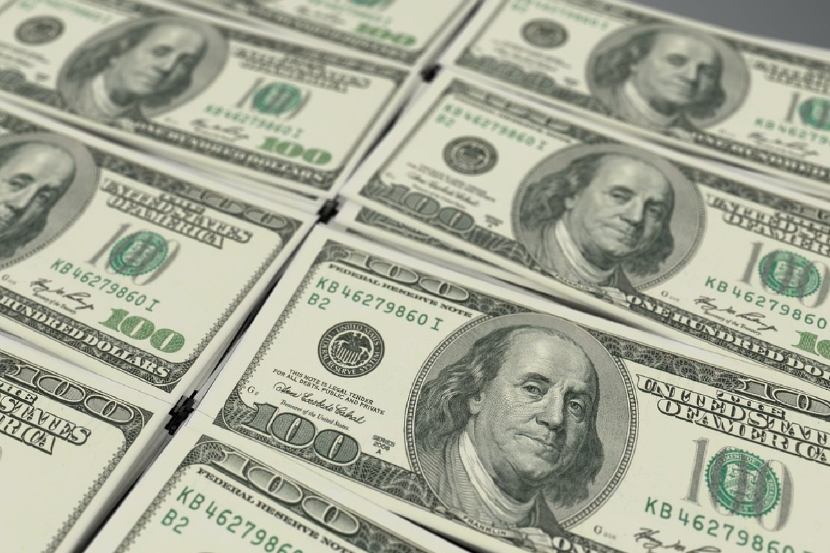 Imagen noticia Dólar barato en Colombia: ¿Cómo aprovecharlo y en qué invertir?
