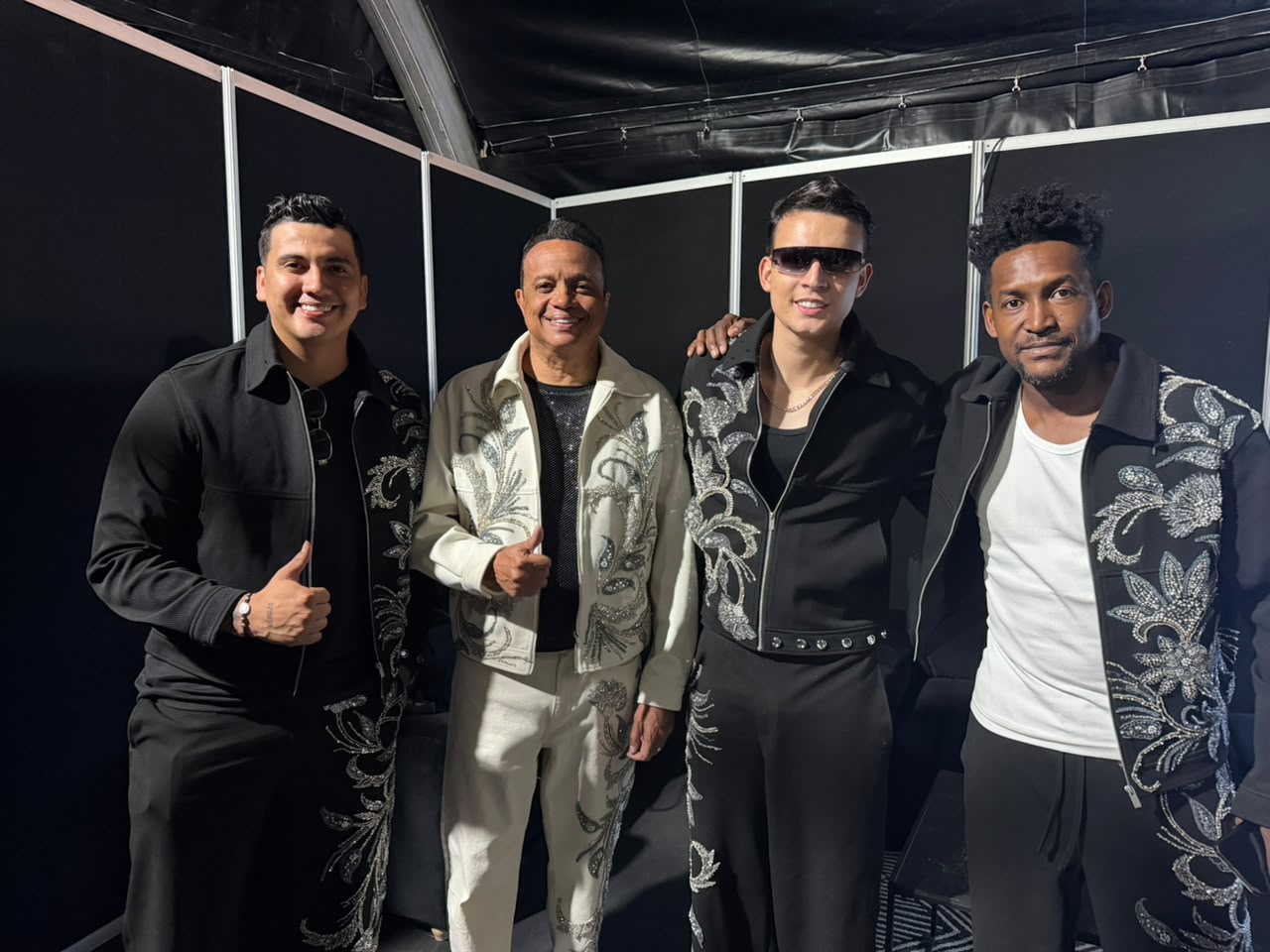 Imagen noticia La agrupación llega para hablar de su historia, sus canciones y la vigencia de un sonido que se mantiene en el corazón de sus seguidores.