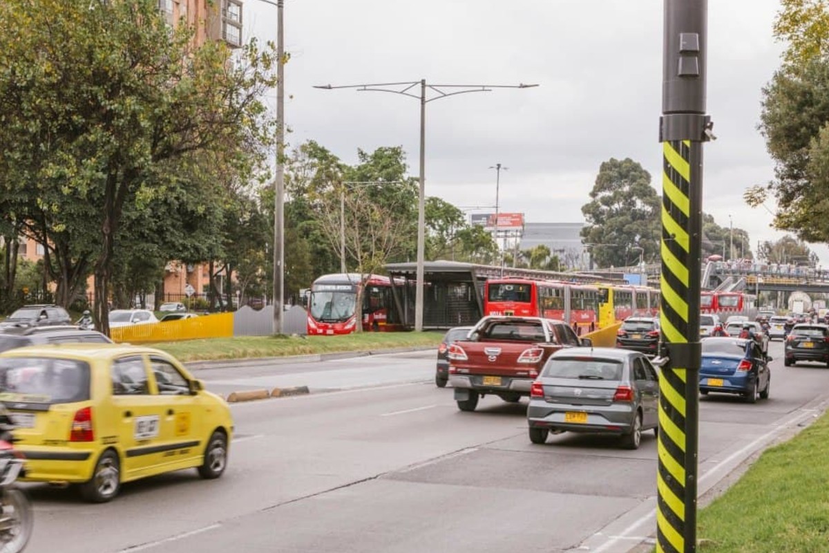 Imagen noticia Cámaras fotomultas: El debate entre la seguridad vial y el miedo al comparendo