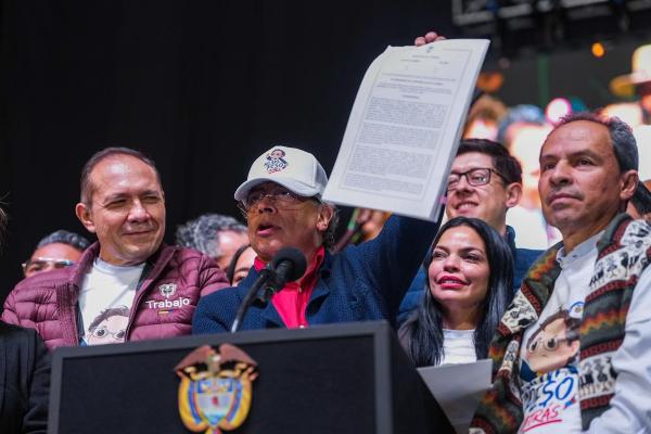 https://x.com/petrogustavo/status/2024648189039575120